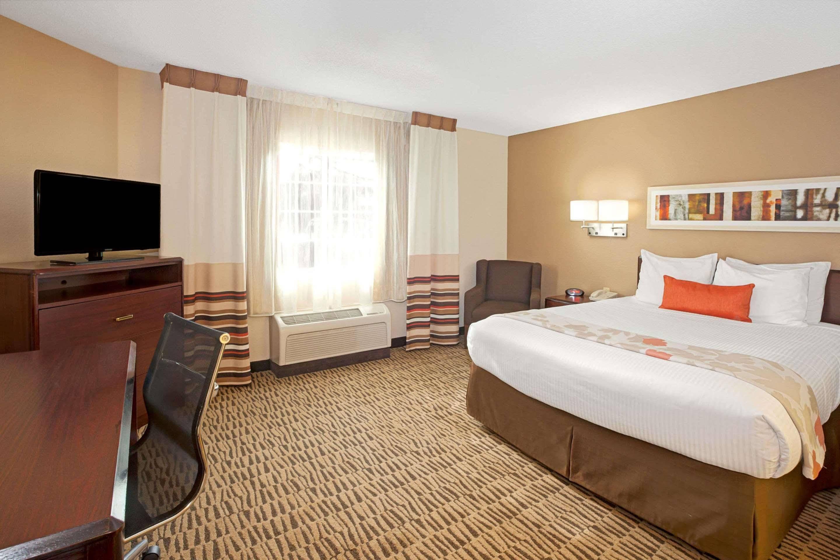 Mainstay Suites Northbrook Wheeling ภายนอก รูปภาพ