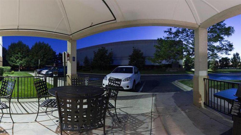 Mainstay Suites Northbrook Wheeling ภายนอก รูปภาพ
